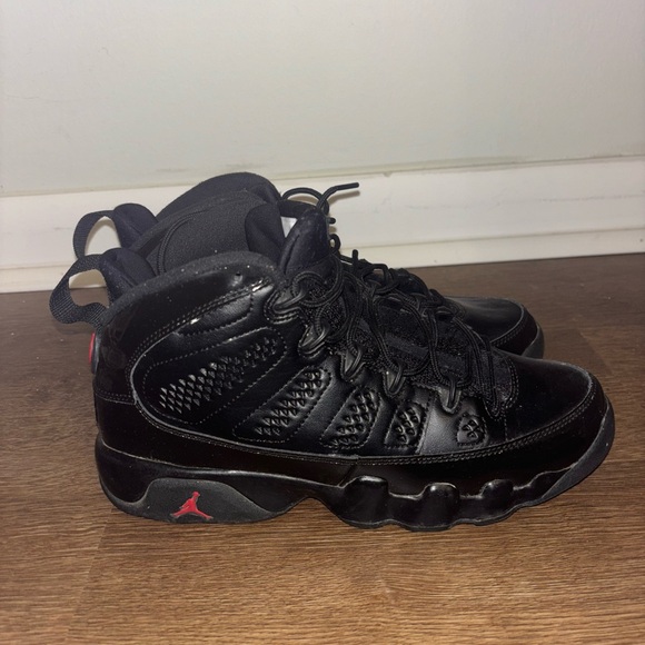 Jordan 9 Retro Bred Patent GS - Picture 2 of 4
